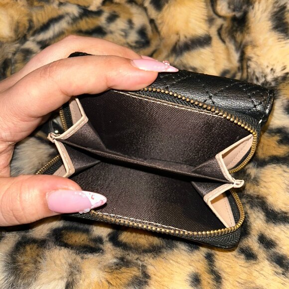 wallet - Picture 4 of 4